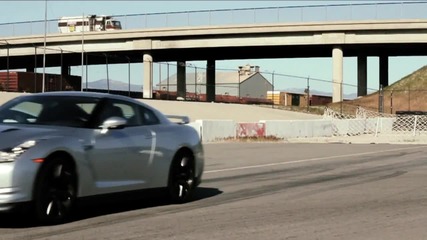 Тест на Drag Race - 2012 Lexus Lfa vs 2010 Nissan Gt-r