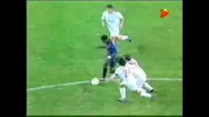 Season 2001 - 2002/01 Sevilla - Fcb 1 - 2