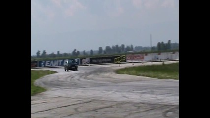 Golf 2 Gti 16v at Dracon track