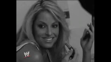 Trish Stratus В New York HQ