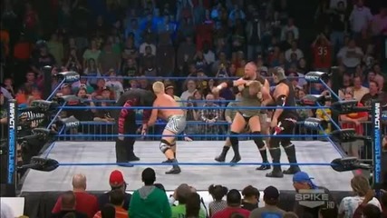 The Stroke & Bully Bomb at the same time