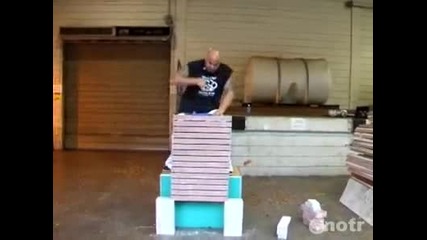 Трошене На Плочи С Лакът