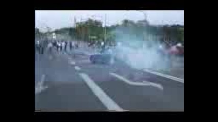 Bmw M3 прави burnout 8 - ца