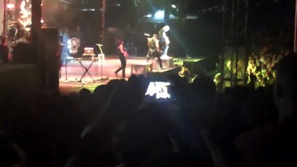 One Voice 2010-skillet-awake and Alive (hd)