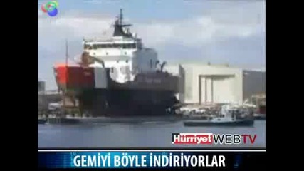 Ето как се разтоварва големи кораби в морето