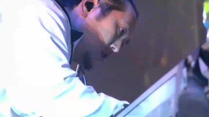 Linkin Park - Waiting For The End ( 2010 - M T V * E M A * ) * H Q * 