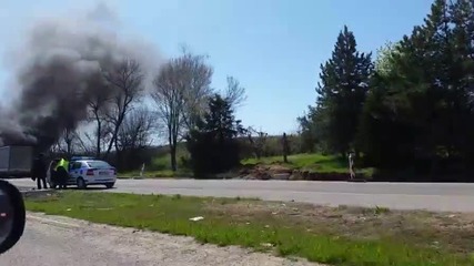 Камион се запали на пътя Димитровград - Хасково