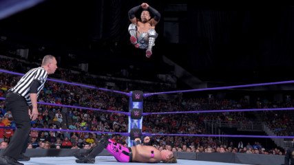 Akira Tozawa vs. Jaysin Strife: WWE 205 Live, July 3, 2018