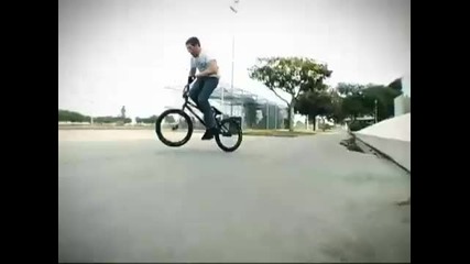 Bmx tricks 
