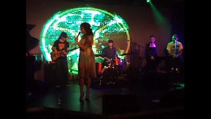 Белослава - Supergirl