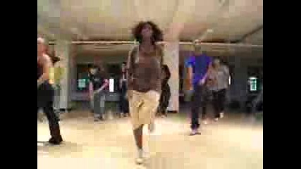 Лeam Teaches Rihanna On Brodoway