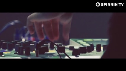 Bassjackers - Crackin ( Martin Garrix Edit ) [ Official Video ]