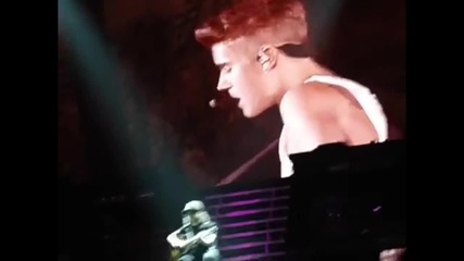 Justin Bieber - Fall ( Believe tour Portugal, Lisboa 11 march 2013 )