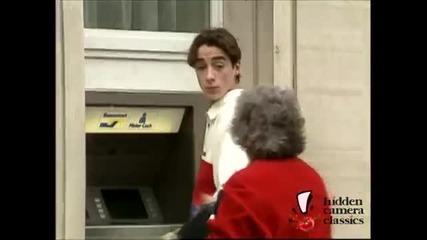 Смях ! Банкомат ! Скрита камера !