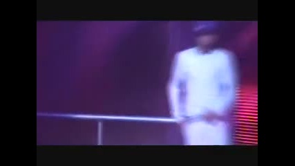 Justin Bieber Pants Falling Down 
