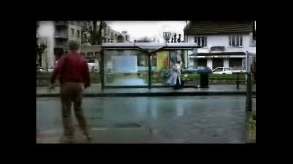Горкото малко Кученце