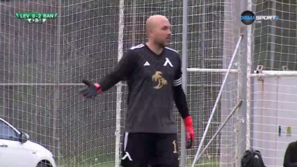 Баник отбеляза трети гол след ново колебание в „синята“ защита