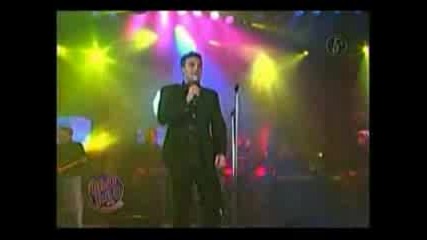Robbie Williams - Feel (live On Otro Rollo Mexico)