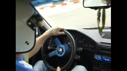 Луд дриффт Bmw M5 E34 !!
