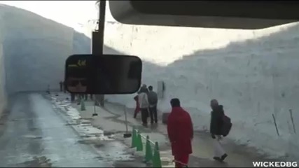 15 метра сняг в Япония