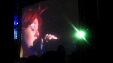 Kelly Clarkson Cry Live Allentown Fair, Pennsylvania September 2009 