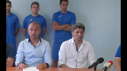 Ивайло Петков: Антон Огнянов все още е играч на Дунав