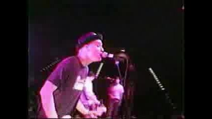 Blink 182 - Dammit(live)