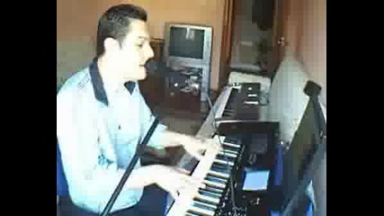 Piyanist Emre