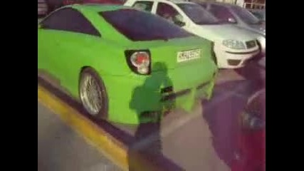 Много яка toyota celica
