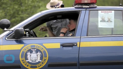 US Prison Worker Aided Escapees
