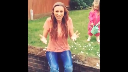 Una Foden Als Ice Bucket Challenge
