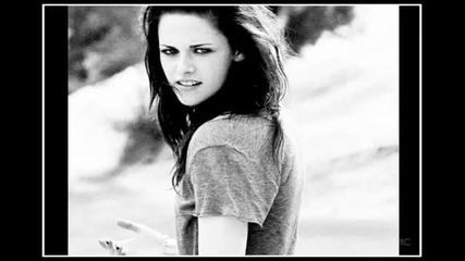 New Mtv New Moon Sneak peek photo and 2 new photos of Kris