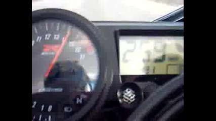 Suzuki Gsx - R 600 Acelerando