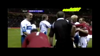 Кристиано Роналдо изнервя играч на Мидълзбро.