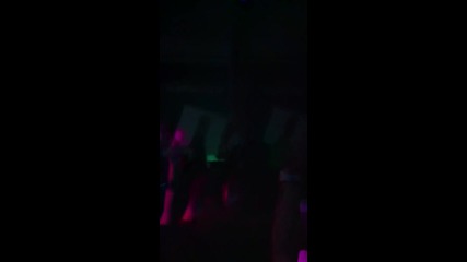 Rada Manojlovic - Pitaju me u mom kraju - (LIVE) - (Club Mendoza 20.12.2013.)