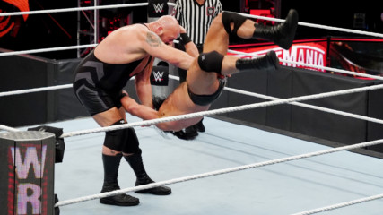 Big Show went “old school” on Drew McIntyre at WrestleMania: WWE’s The Bump, April 15, 2020