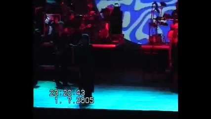 Notis Sfakianakis - Tragoudontas aliteuo