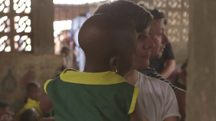 One Direction need your help #1d4rnd _ Red Nose Day 2013