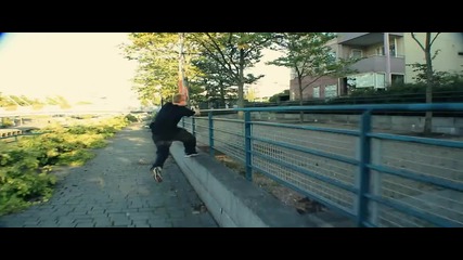 Момчета правят много добър Parkour !!!