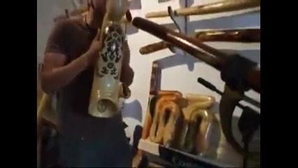 Beatboxing on a Digeridoo