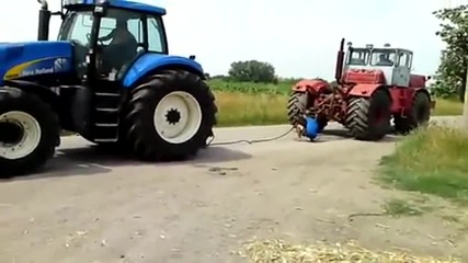 Руски срещу немски трактор! Ето коя машина е по-мощна!