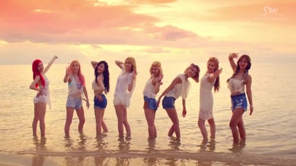 Girls' Generation ( Snsd ) - Party Music Video