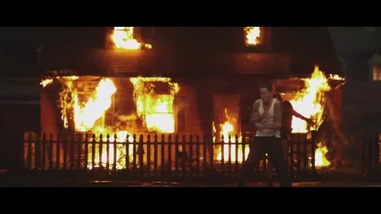 Bg превод - Eminem feat. Rihanna - Love The Way You Lie [official Music Video]