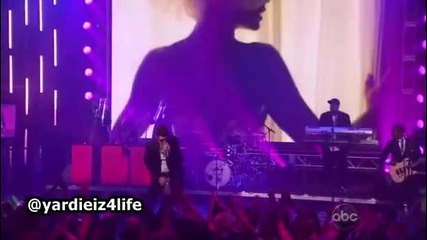 Robin Thicke - Love After War ( Dick Clark's New Year's Rockin Eve Live )