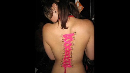 Corset Piercing 