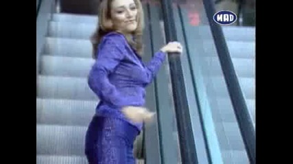 Lena Papadopoulou - Thelw Trela - превод