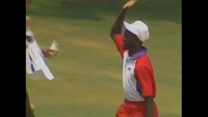Amazing Golf Shot by Michael Jordan
