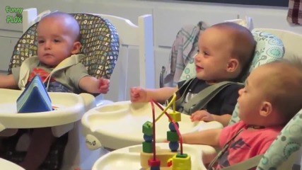 Компилация Смях - Funny Triplet Babies Laughing Compilation 2014