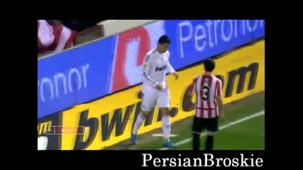 Bits and pieces - Cristiano Ronaldo scaring booing fans 