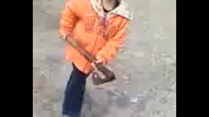 от малко е опасно;дд